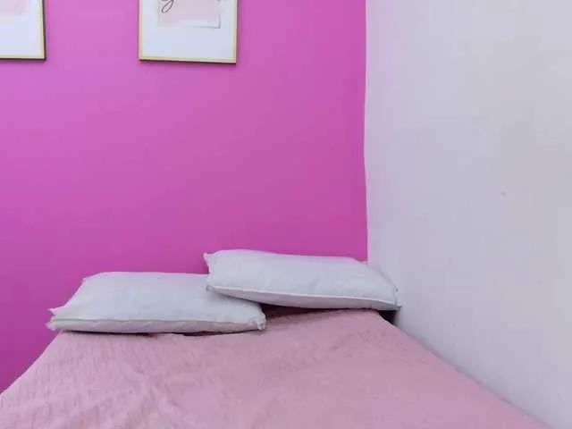 Daddyfavouritegirl — I get horny when u see me dancing and play with my toys until I cum with your help, of course