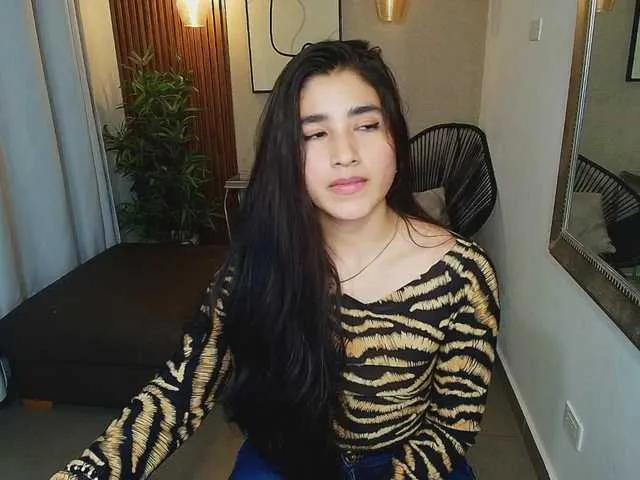 Lia-Mar — I like to see your face when I'm sucking your cock, I like dirty talk and receive orders. 

If you tell me when you are about to cum, it will also be my best moment to cum too!