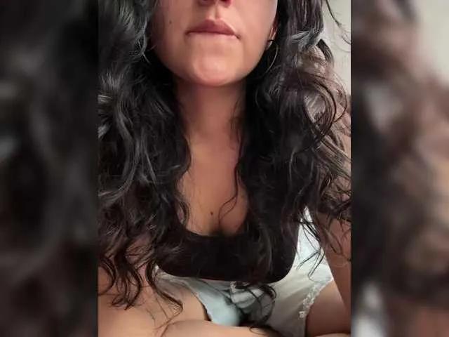 Majo-melisa — We love communication to make all those fantasies our desires, we love lesbian play, with sex toys, slaps and passionate kisses, strap-on play is our favorite