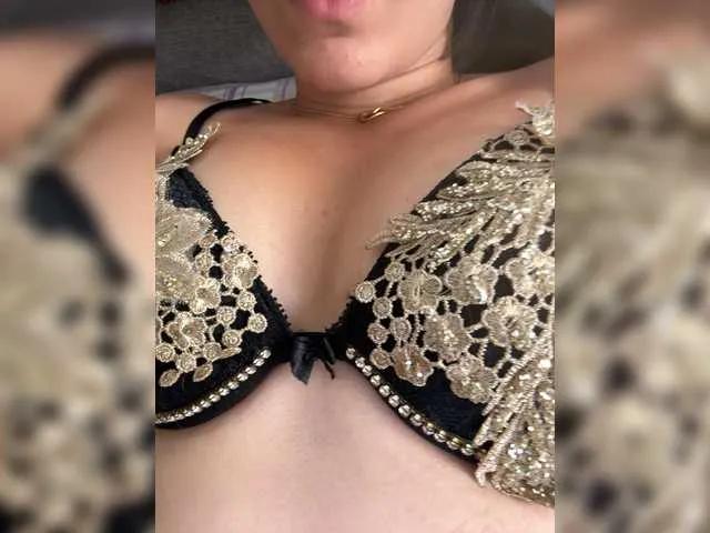 Melinaada — Freechat on BongaCams