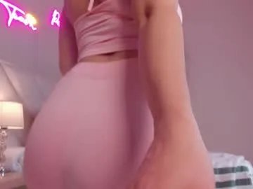 _angela_x — Let me wet your face with a delicious SQUIRT    #latina  #skinny #18 #bigass #lovense [1111 tokens remaining]