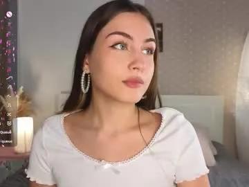 appleeepie — Hello, i'm Vicki! FIRST 10,000!!! My Private is OPEN #18 #shy #lovense #bigass #new  GOAL:toples [55 tokens remaining]