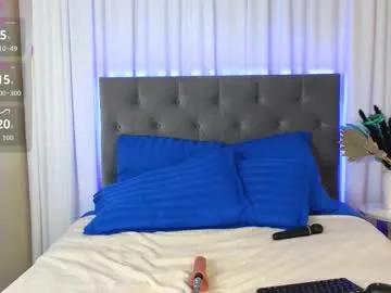 ariana_petite — oil tits [222 tokens left] #fuckmachine #bigass #lovense #petite #smalltits