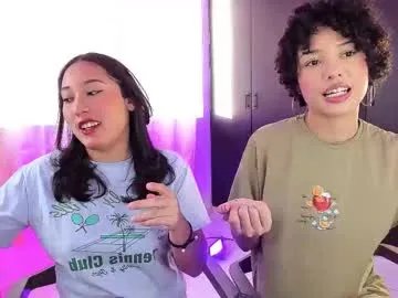 ary_and_kel — Top off [209 tokens left]  Lesbian Couple | Real Chemistry + Toys + Moans  #cute  #findom #latina #anal #lesbian