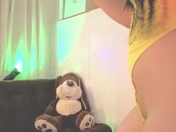 ashlynnlowe_ — Current Goal: fuck machine in pussy at 360 tokens -- Next Goal: Control fuck machine x 6 mn+ milk in my ass -- Enjoy with me #asian #saliva #ahegao #deepthroat #fuckmachine
