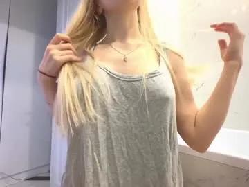 avroramy — hihi im Avrora :) i'm with you again today and glad to see you on my stream>< 0_0 // GOAL: Flash TITS [123 tokens left] #Natural #19 #bigboobs #skinny #teen