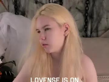 bezuya — GOALWake up! |PVT OPEN |  Let's put on a sexy show [25 tokens remaining] #bigboobs #piercing #tease #cum #18