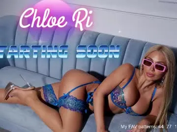 chloe_ri