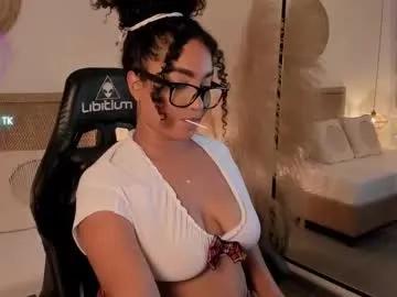 cloe_25 — Help me to complete the goal, please [847 tokens left] #18 #ebony #bigass #bigtits #latina