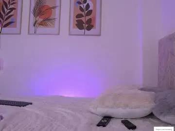 eliizabeth_roberts — GOAL: NAKED+FINGERS IN MY PUSSY [600 tokens remaining] FUCK ME UNTIL I SQUIRT ALL OF YOU #natural #anal #bigass #squirt #latina