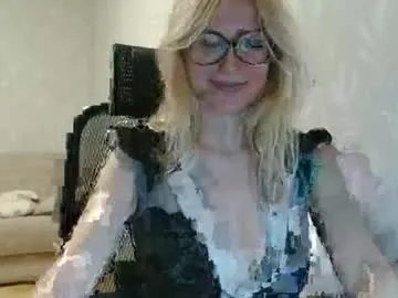 eva2323 — Hello Gentleman! Goal: Show my hard nipples close to cam #natural #tease #c2c #petite  #feet