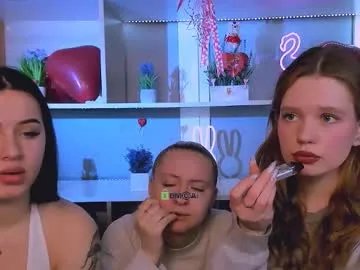 eva_drive — GOAL: three slaps on the bum [111 tokens remaining] Welcome to my room! #feet #sph #piercing #pvt #fetish