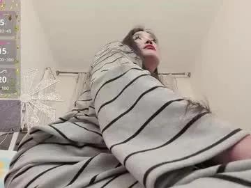 foxyiyi — Chinese girls welcome to play exciting games with me #18 #new #asian #bigass #c2c Interactive toy that vibrates with your tips #lovense thank you for your attention [2998 tokens remaining]