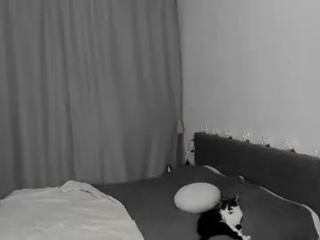 gin_yoon — GOAL: Tickle underboobs under the dress //  Early morning in Fairytopia  // #blonde #shy #skinny #smalltits [303 tokens remaining]