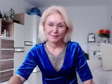 jasmin18v — Lovense is on, ...  dress off,  make me squirt if you can xxx [1000 tokens remaining]