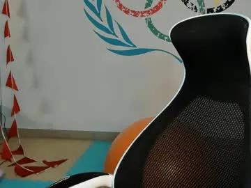 jasminemilko — GOAL: change stockings to pantyhose 