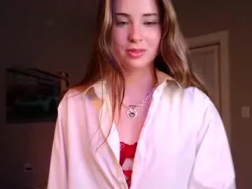 jaydesilver2 — GOAL: Take off shirt [600 tokens left] #shy #bigass #cute #chat #young #natural