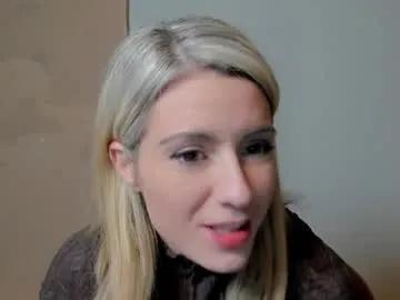 kimilee22 — Welcome <3 Tip if you like it - Goal:  Last tipper gets 5 Videos #german #lovense #english #cozy #blonde #gamergirl  [496 tokens left]