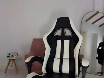 kristennblue_ — Naked Kris [91 tokens left] My Fav Patterns = 111-233-511-777-1234  #skinny  #bigass #bigboobs #squirt #latina