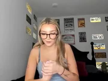 livvywinters — Long time no see! Bra off #new #18 #young #teen [740 tokens remaining]