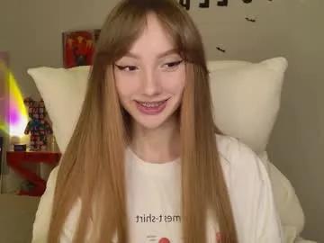 lunainnk — pussyplay (closed up)  [663 tokens left] heyyy u can find wht u want in menu or pm me <3 / my fav vibes are: 25, 55, 111, 222, 333, 555  #skinny #18 #new #teen #shy