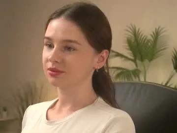 lunaolivia_ — GOAL: BOUNCY BOOBS [67 tokens remaining] Hello! I'n new here! Help me become more confident!! <3 #new #bigboobs #bigass #teen #shy