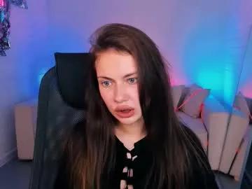 seajorji — GOAL: 5 tokens and your penis will increase by 1 cm [176 tokens remaining] Do you want to watch me warm up? #feet #heels #curvy  #braces  #cuckold