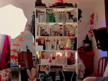 sova_energy — GOAL:   cover the body with kisses [420 tokens remaining] pvt is open #bdsm #lesbian #feet #saliva #couple