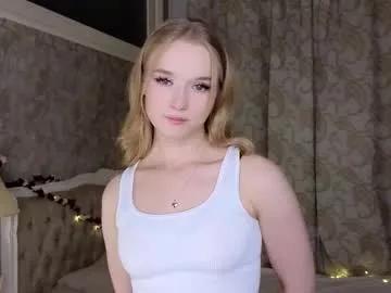 truuuly_yours — Nice to meet u, I'm Aurora! Help me reach 225 Goal: Show my tongue skill :> #18 #shy #lovense #young #bigass [25 tokens remaining]