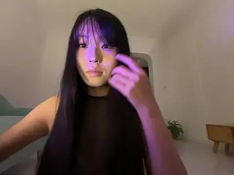 77momomo — Freechat on StripChat