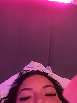 _MelinaCurves_ — Big suprise for The lt +3vid
