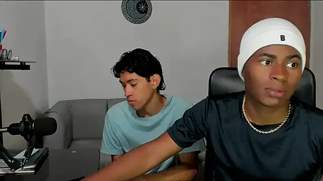 Aland_Criss on StripChat