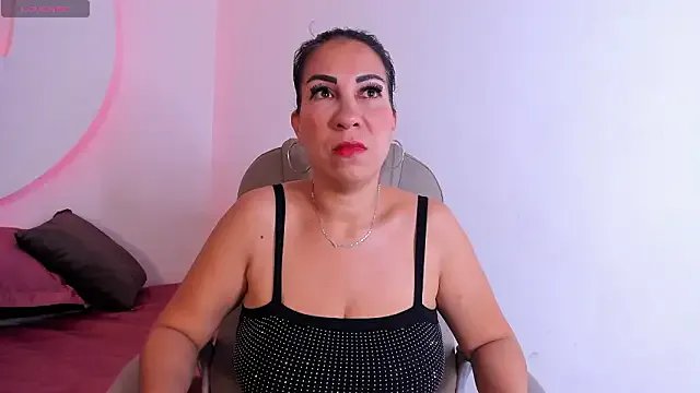 AmberJoyMilf — Show me one of those pretty boobs