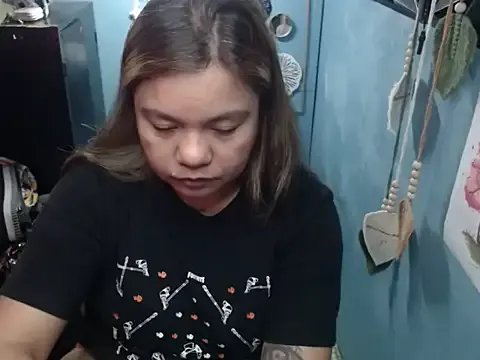 ambersmile — Pleasure my pussy make it so juicy