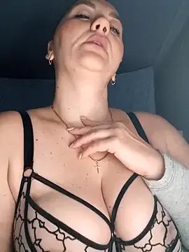 Ant0nina — Freechat on StripChat
