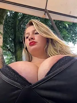 aurora_coldd — Freechat on StripChat