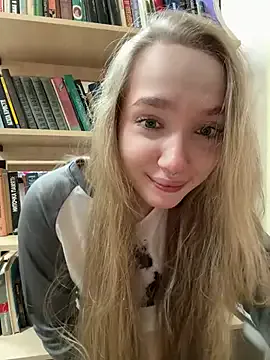 bambi_lu on StripChat