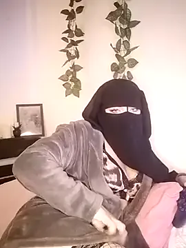 Bayan-Queen on StripChat