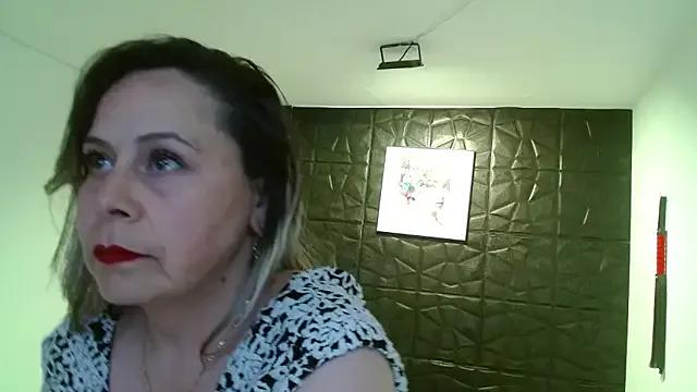 CINTHIA1609 — Freechat on StripChat