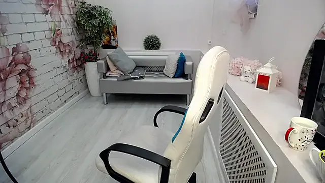 Cutie_Asya — Change my clothes