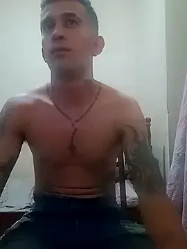 EstebanAkyLu on StripChat
