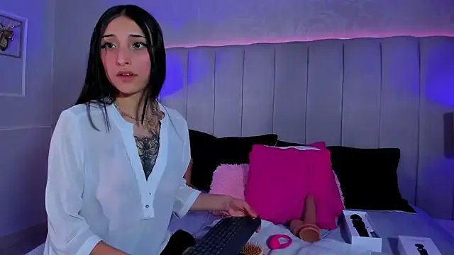 Evabellee — finger ass + dirty talk