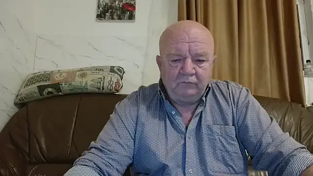 fullballs6 on StripChat