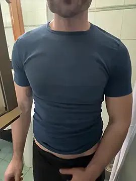 giovan2020 — Naked hard show