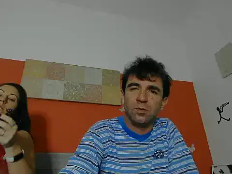 Goodvibratesduo on StripChat