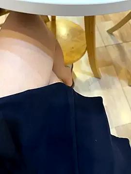 Hamy88 — Naked and cum big squirt at public Cafe