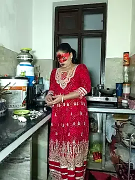 Heena-143 on StripChat