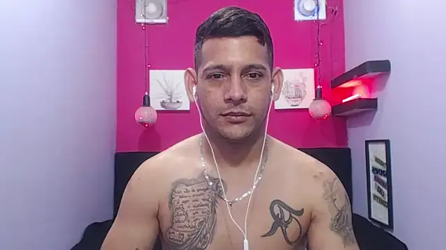 hugecocks_hot