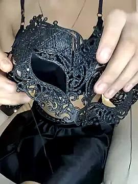 KARISHMA-STRIP — Buy lush  