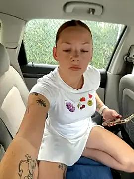 kelsred12 — Play with my pussy
